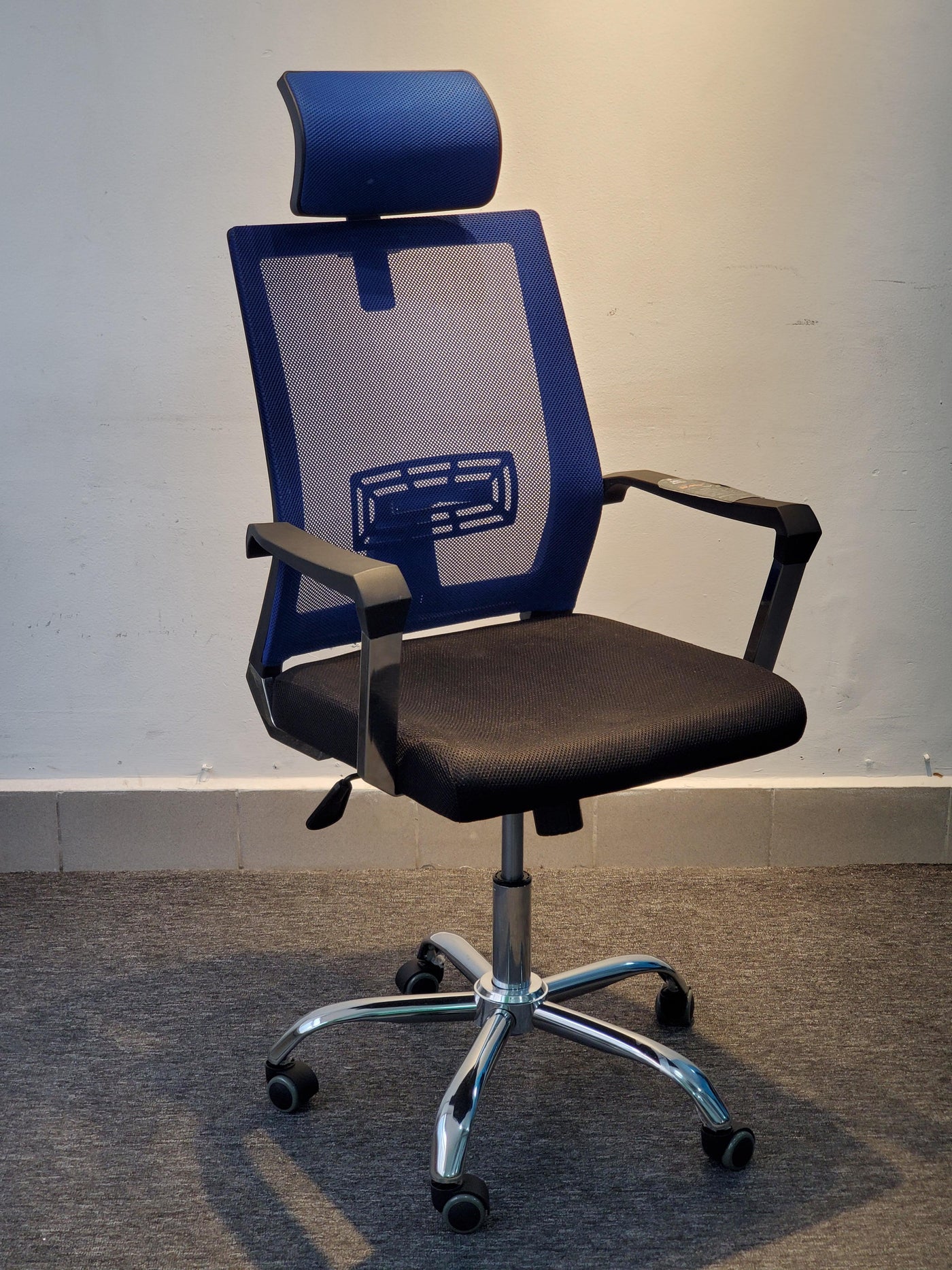 GRID Ronin Chair – GRID Furniture